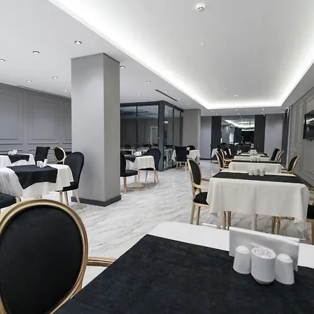 Golden Pars (adults Only) 3* בורסה