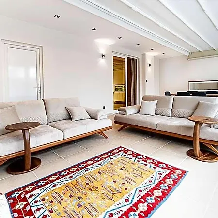 Golden Pars (adults Only) 3* בורסה