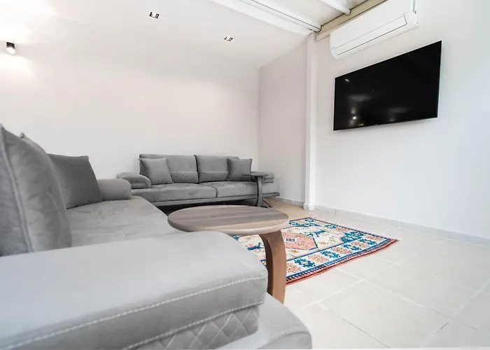 Golden Pars (adults Only) 3*