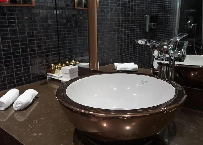 Golden Pars (adults Only)